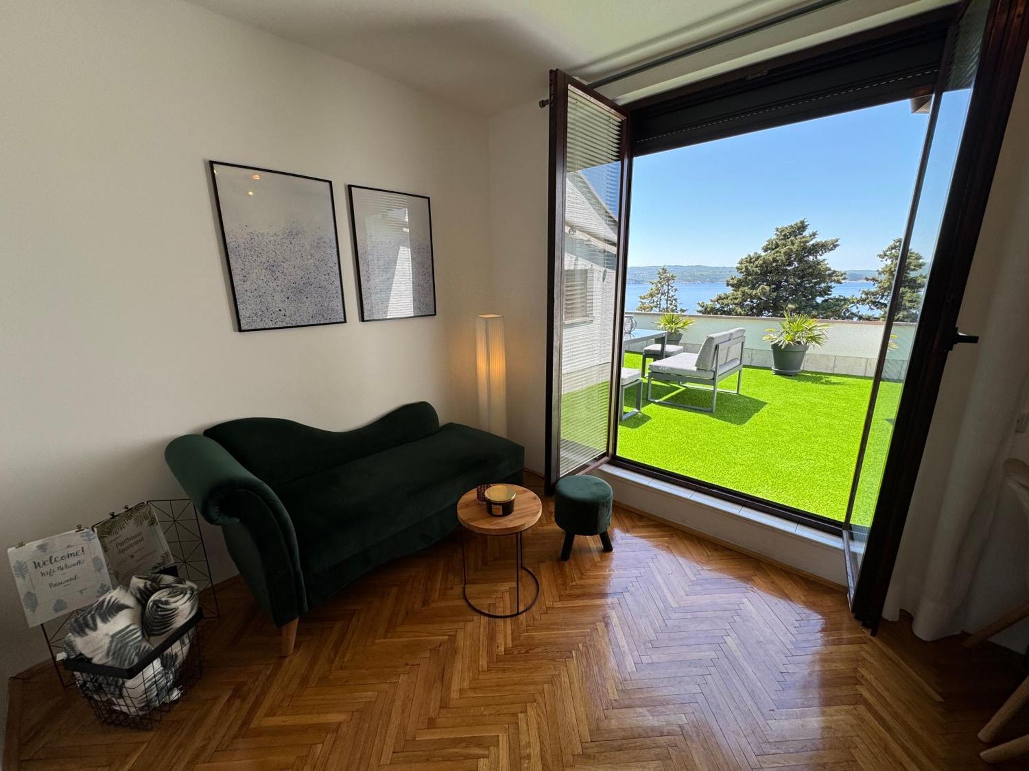 Penthouse Apartment تْسْغيكفانِتْسا المظهر الخارجي الصورة