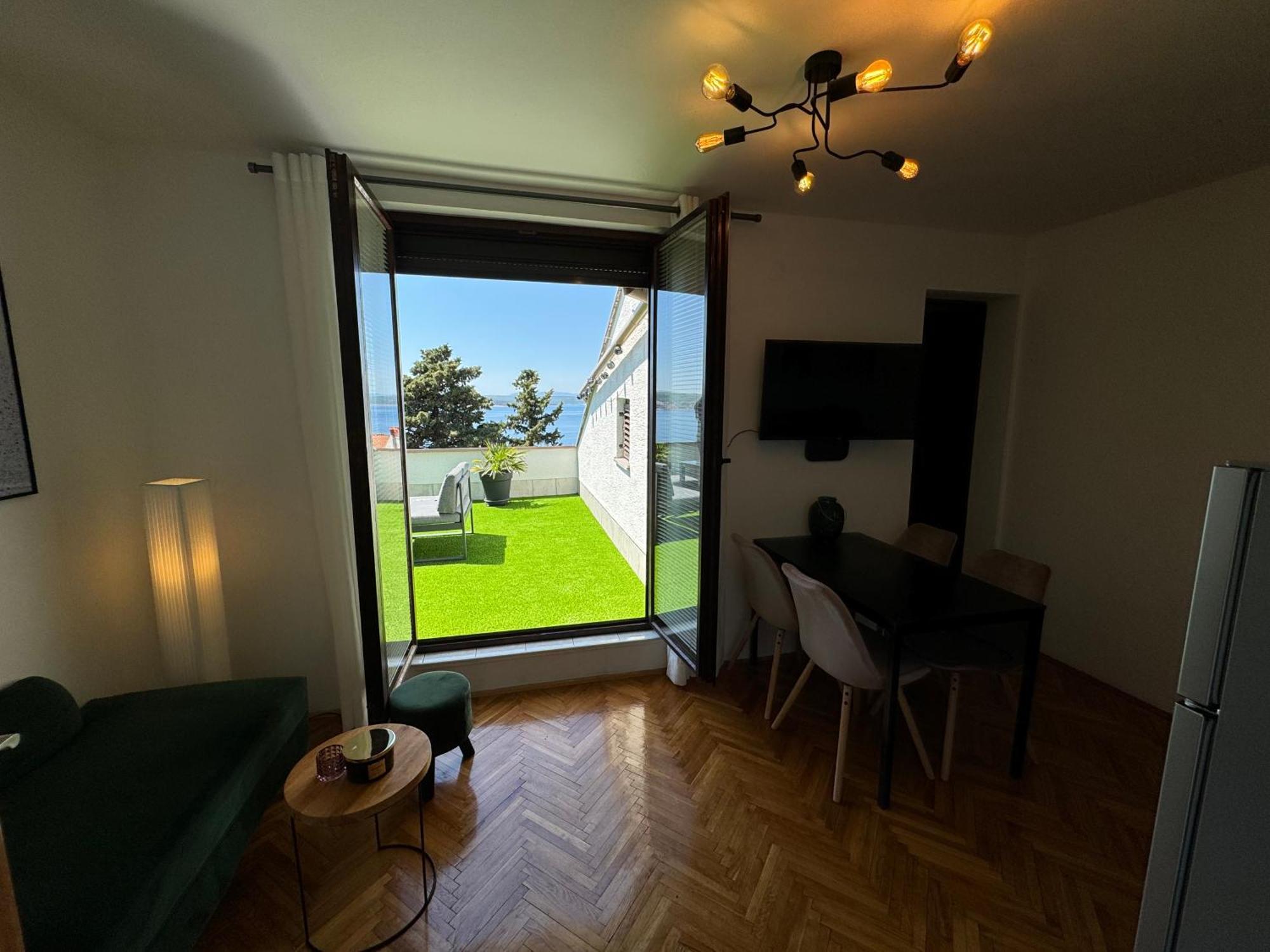 Penthouse Apartment تْسْغيكفانِتْسا المظهر الخارجي الصورة
